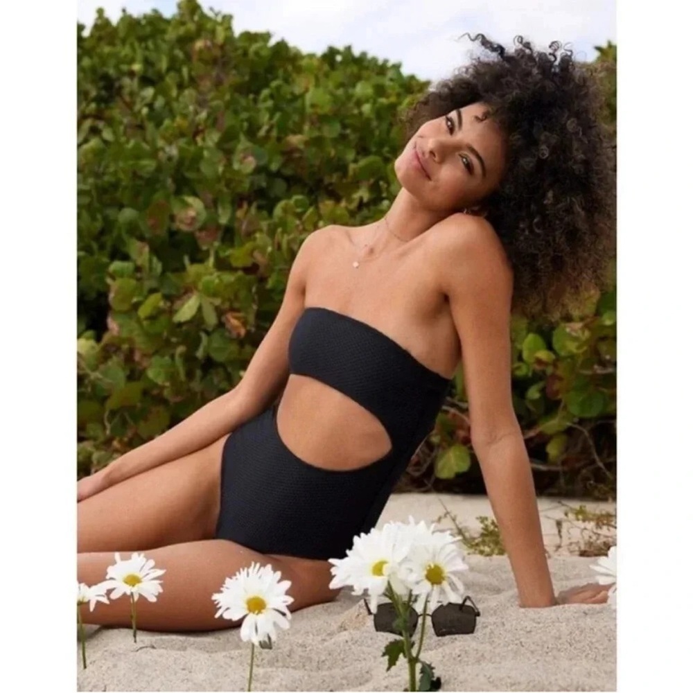 AERIE jacquard cut out strapless one piece Large Long